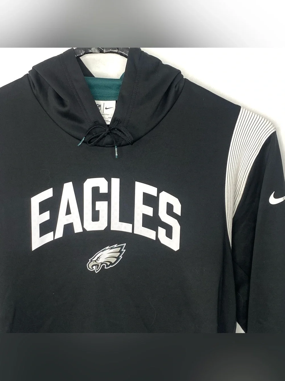 Nike Philadelphia Eagles On Field Therma-Fit Black Performance Hoodie Sweatshirt